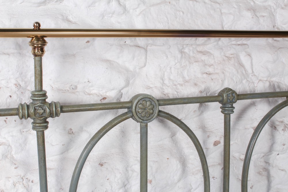 Elegant and well built Victorian iron and brass no end four poster View VIII