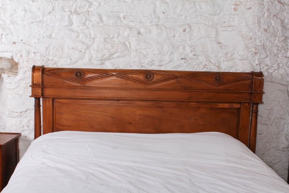 Very Nice French Sleigh King Size Bed with Delightful Low End – Includes Bed Base View IV