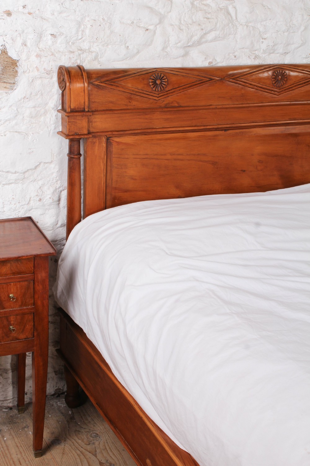 Very Nice French Sleigh King Size Bed with Delightful Low End – Includes Bed Base View VII