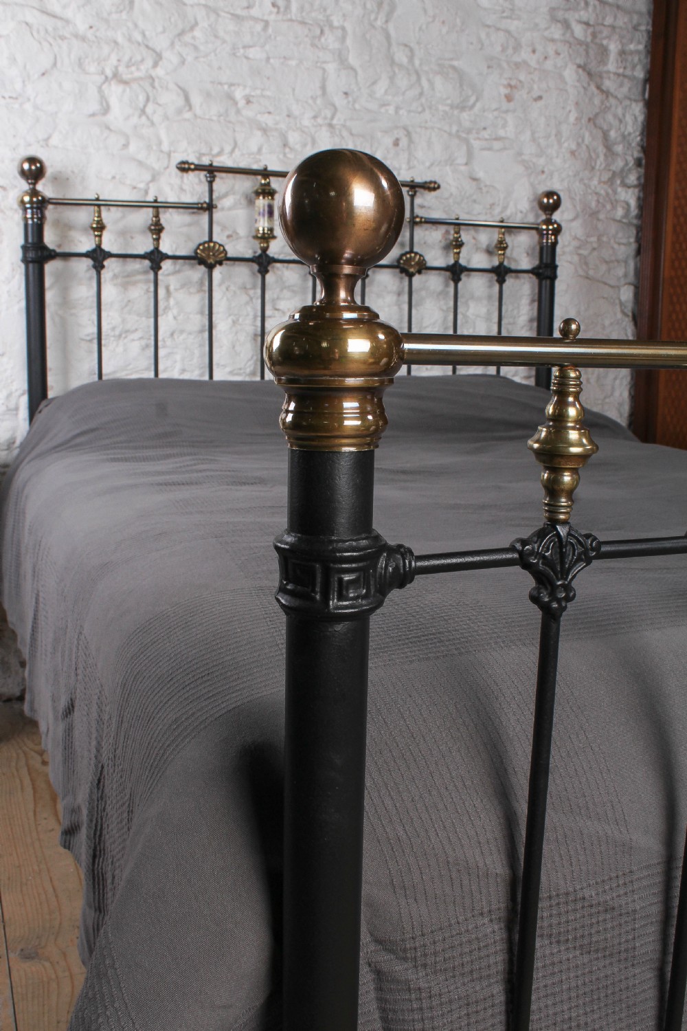 Gorgeous Porcelain Detail Victorian King Size Bed  View IX