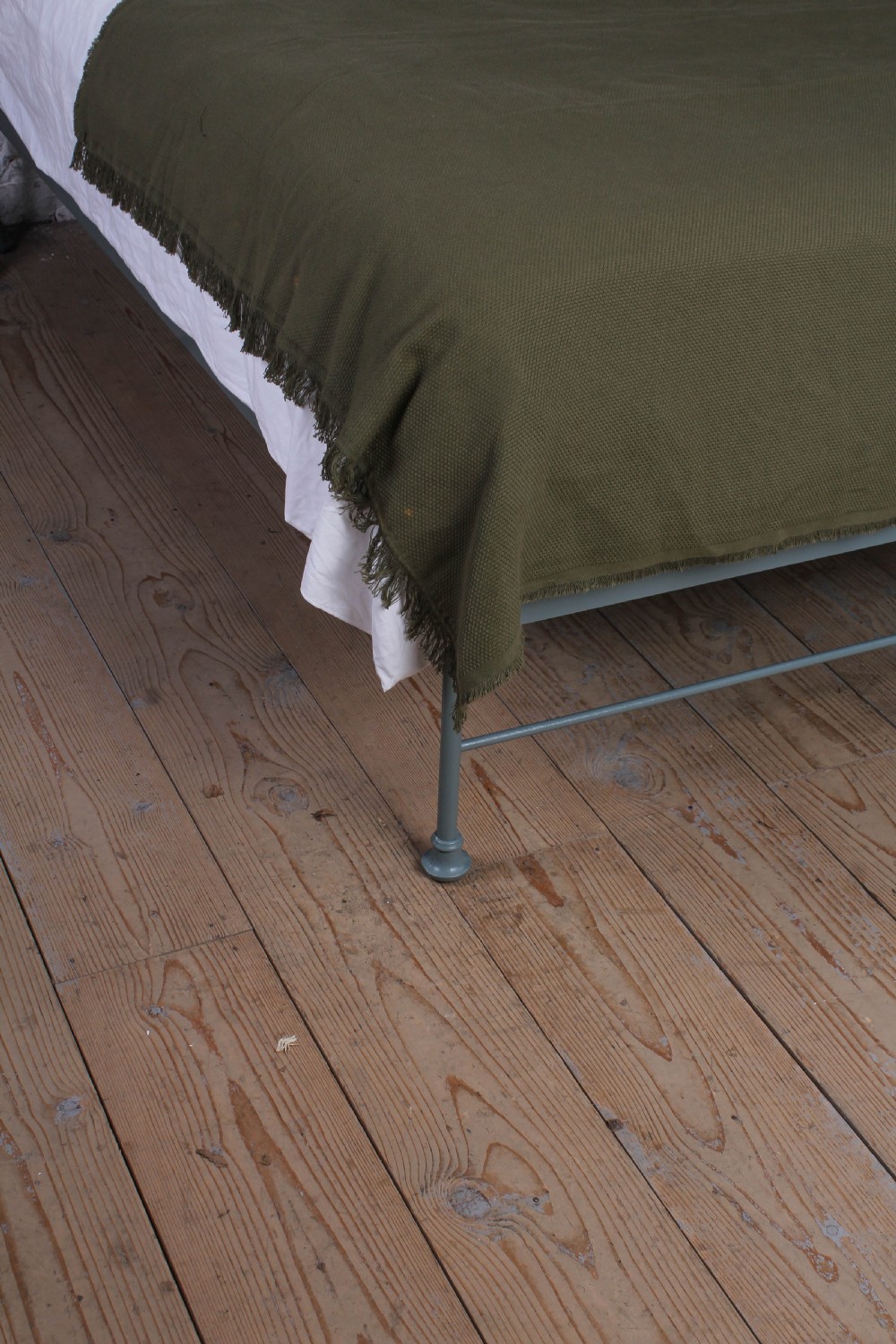 Pleasingly Shaped Portuguese King Size Bed View VI