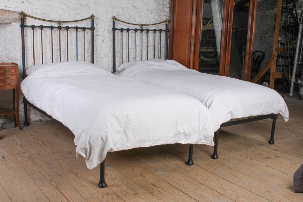 Pair of Timelessly Tasteful Victorian Single Beds – Can be Joined