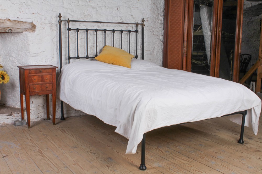 Stunning Victorian Original Brass Double No End Bed
