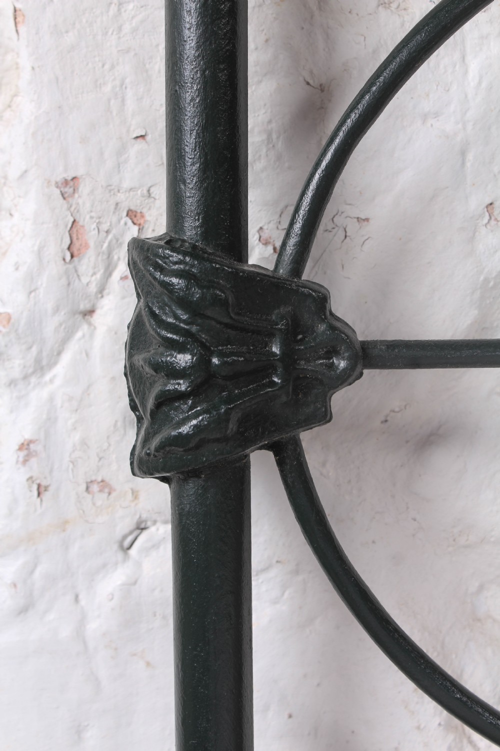 Enchanting Irish all iron no end dark green king size bed View IV