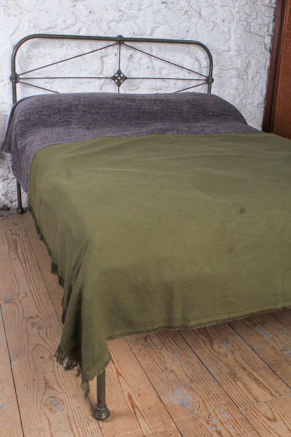 Charming Irish Double No End Bed View VII