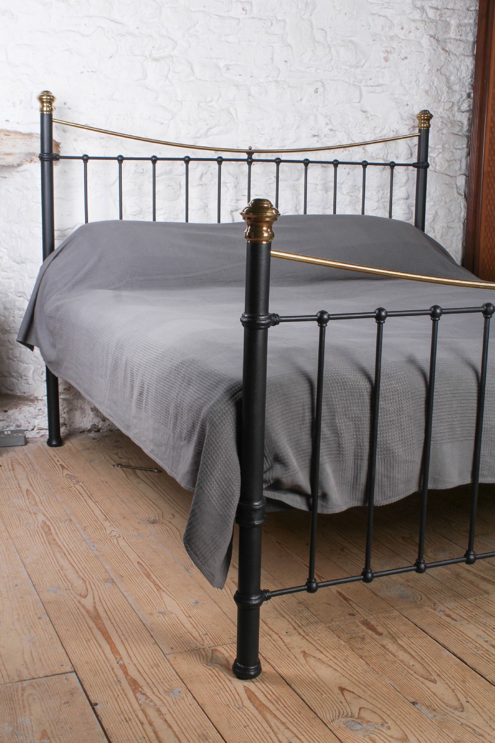 Tasteful and Timeless Super King Size Dip Rail Edwardian Bed View II