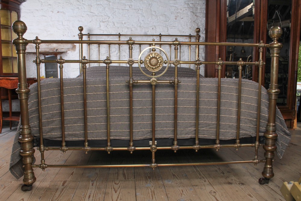 Handsome and adorable super king size all brass bed View V