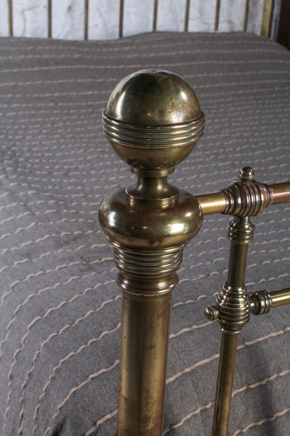 Handsome and adorable super king size all brass bed View IX