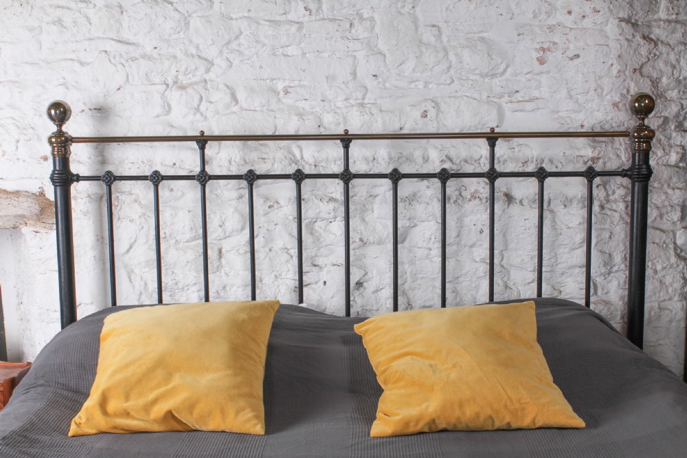 Unique and timeless Classic Victorian super king size no-end bed View II