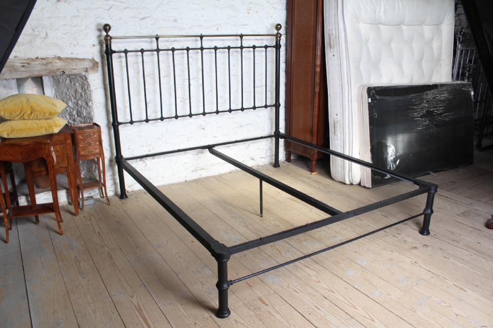 Unique and timeless Classic Victorian super king size no-end bed View V