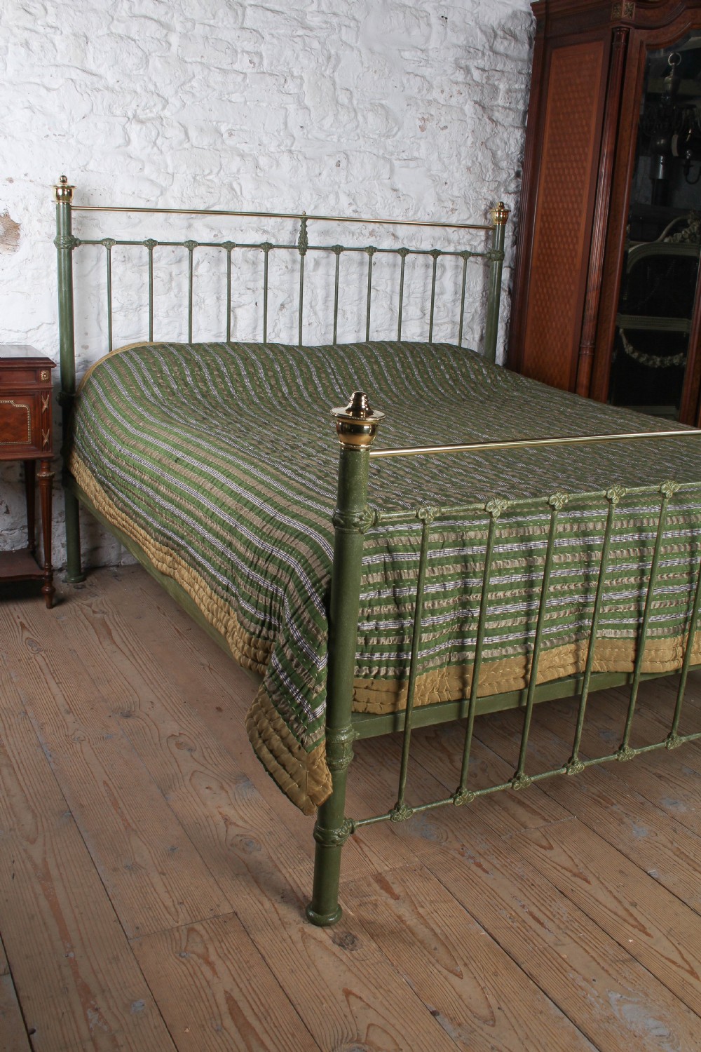 Splendid and Attractive Super King-Sized Edwardian Bed View IV
