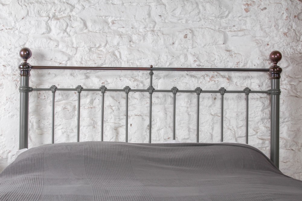Very Nice Classic Straight Rail Victorian King Size Bed View VI
