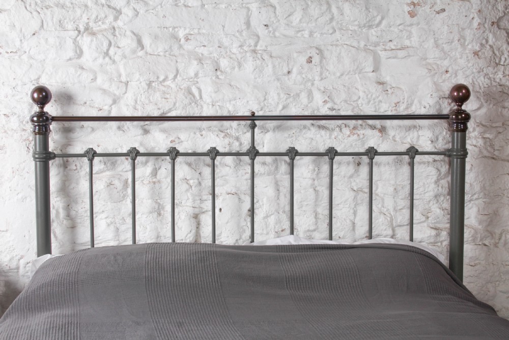 Very Nice Classic Straight Rail Victorian King Size Bed View VII