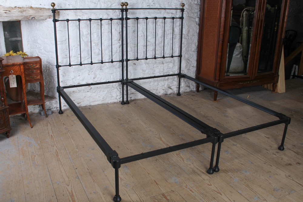 Lovely and Classic pair pf Victorian Single Beds (Can Be Joined)  View VIII