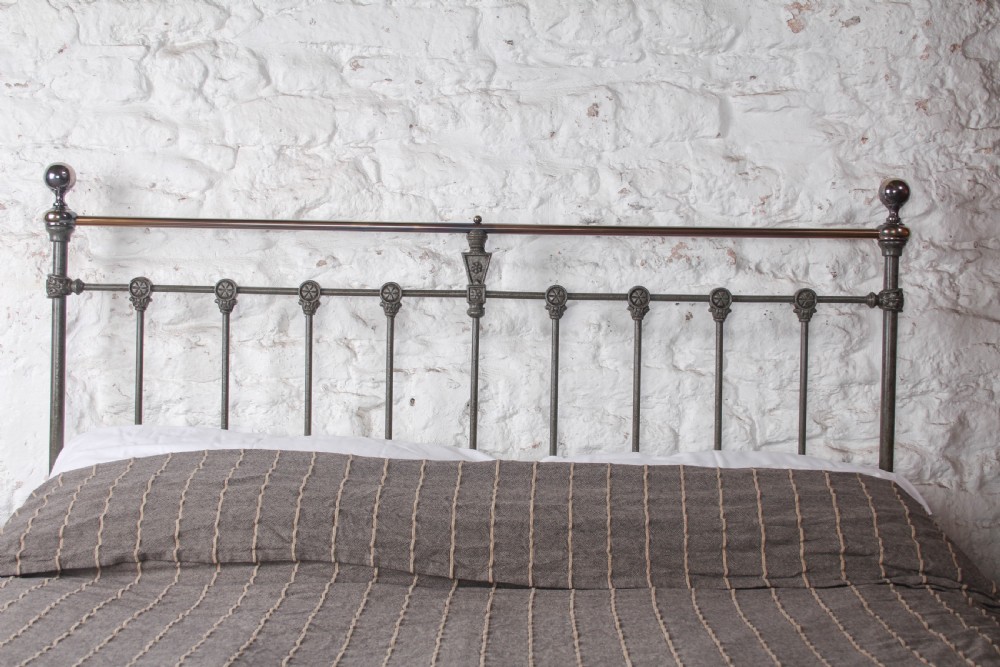 Very Nice Victorian King Sized Bed with Attractive Shaping to the Foot End View VII