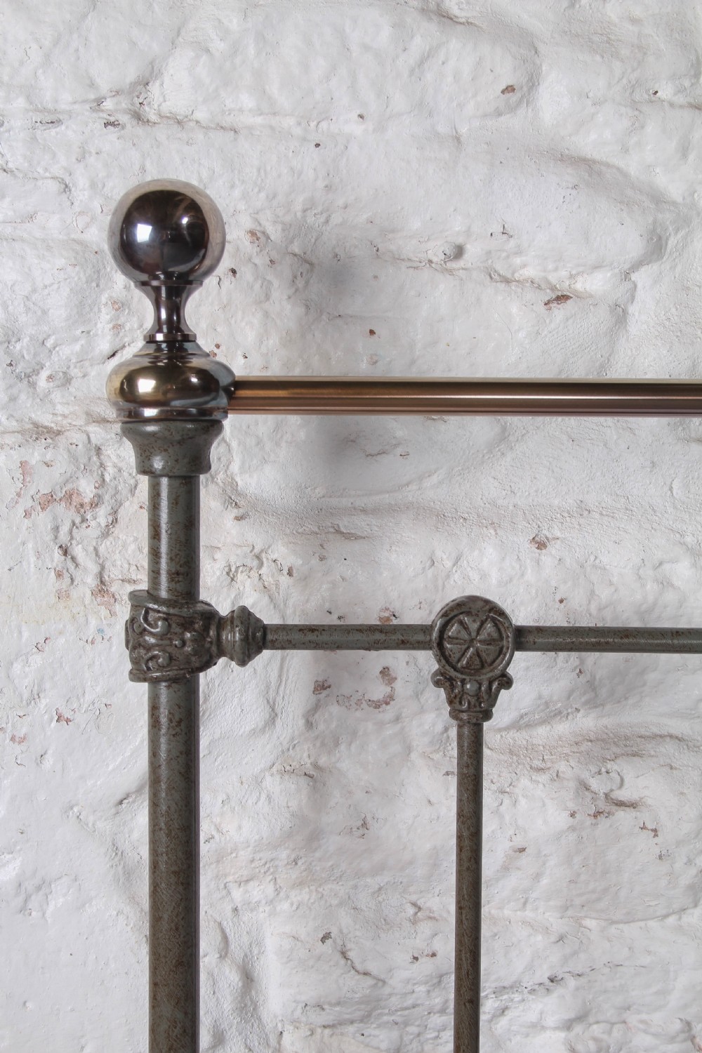 Very Nice Victorian King Sized Bed with Attractive Shaping to the Foot End View VIII