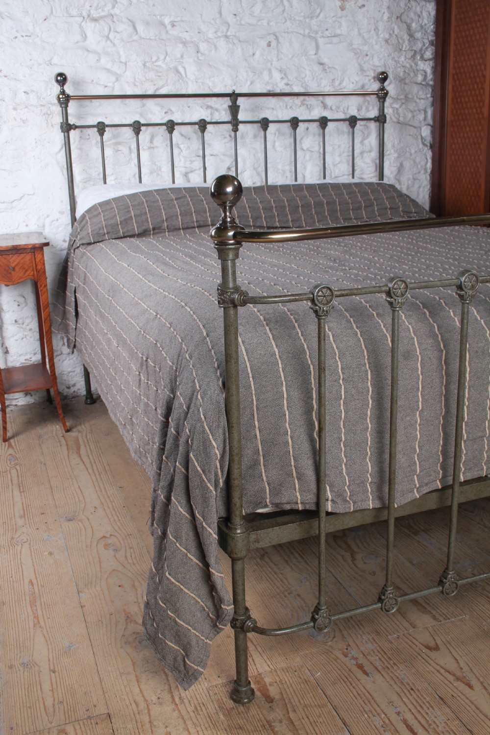 Very Nice Victorian King Sized Bed with Attractive Shaping to the Foot End View IX