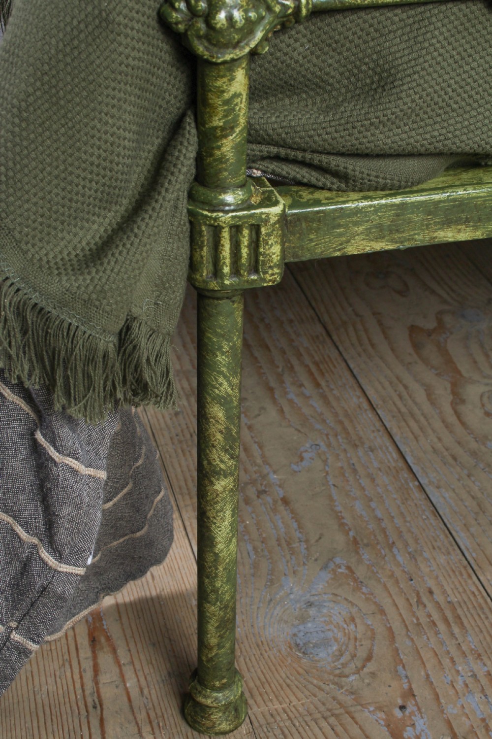 Victorian Double Bed in Gorgeous Greens View VII