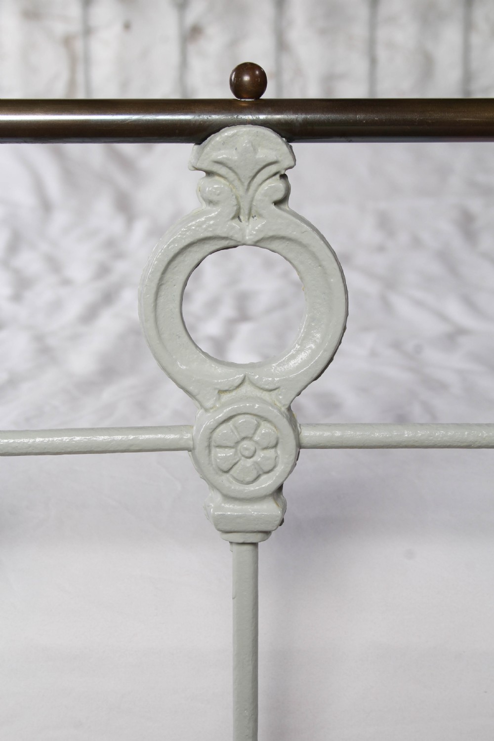 Classic Victorian Straight Rail  Attractive Upstand King Size Bed View V