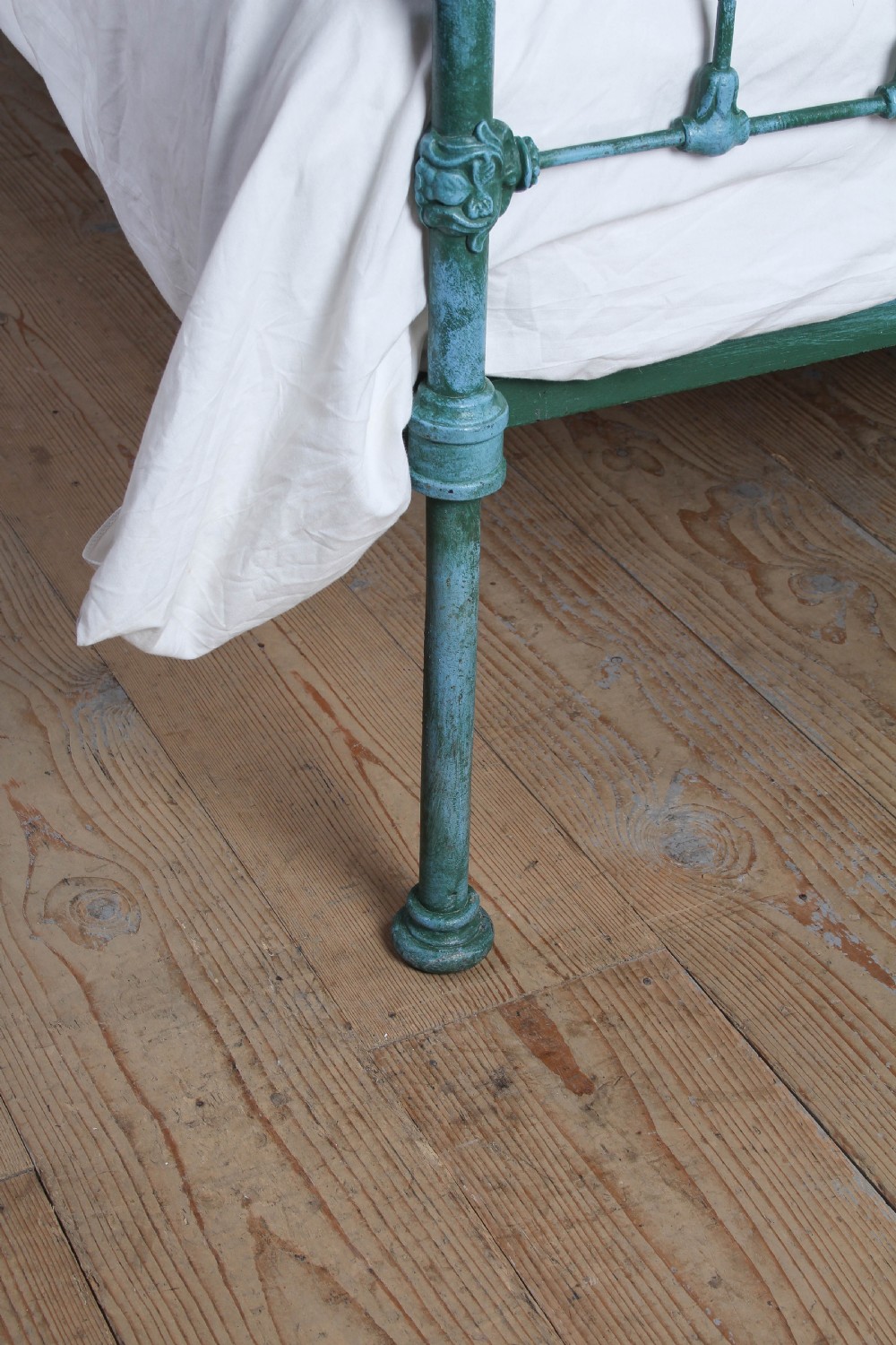 Gorgeous  Brass and Iron Double Bed View VII