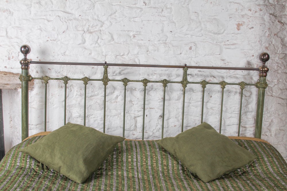 Gorgeous Paint Finish Super King Victorian Bed View V