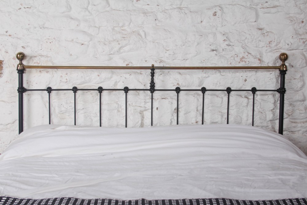 Victorian Black and Brass No End King Size Bed with Attractive Upstand.  View III