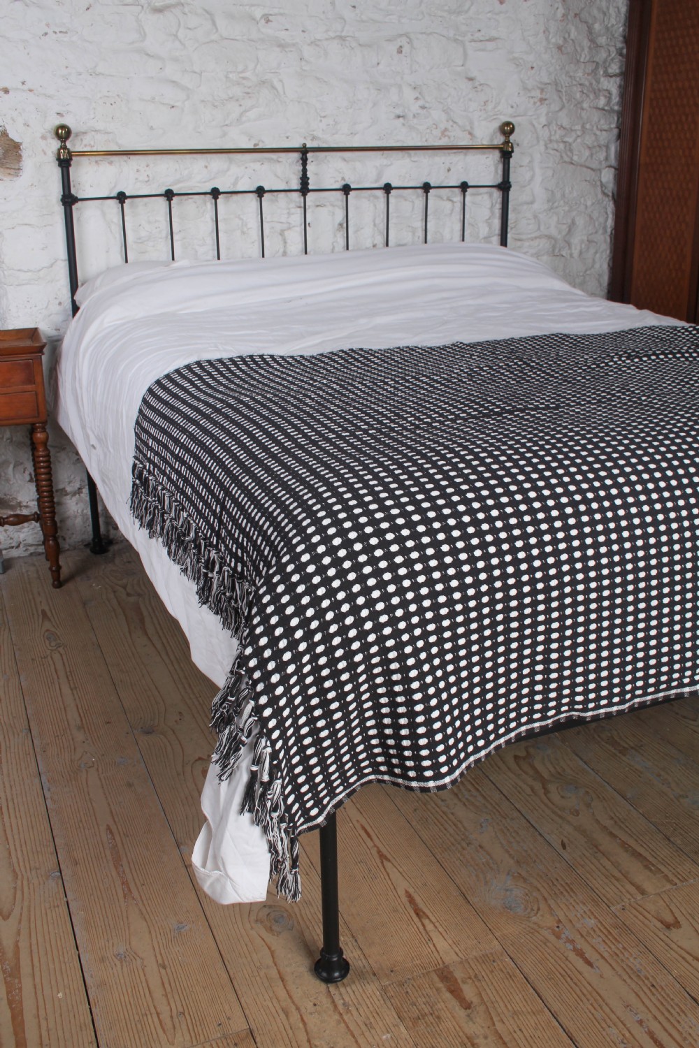 Victorian Black and Brass No End King Size Bed with Attractive Upstand.  View IV