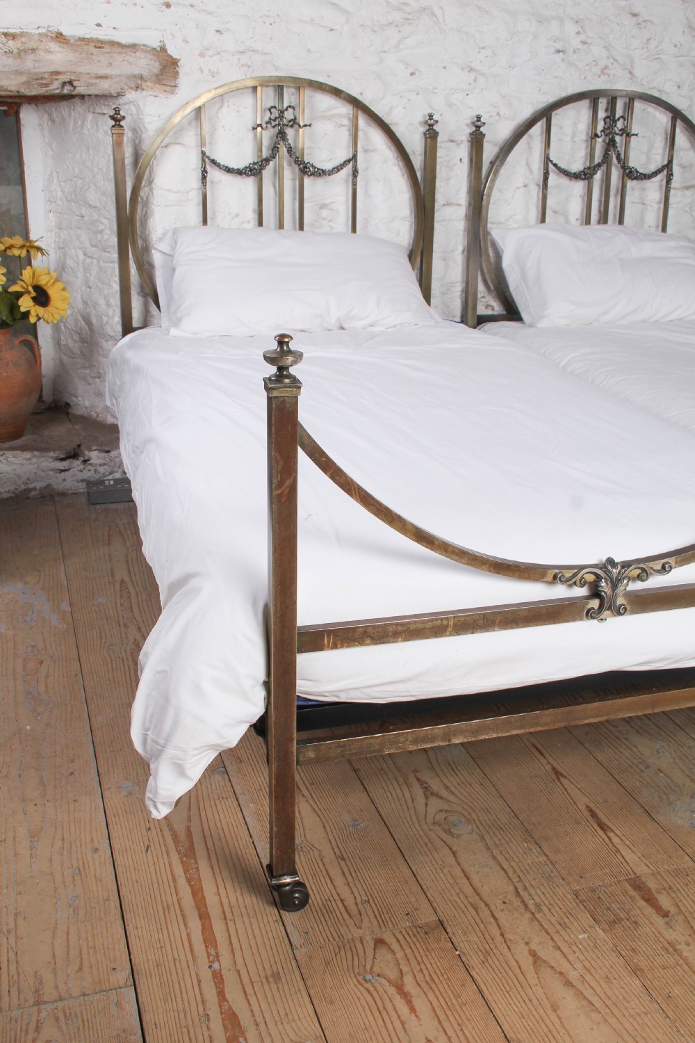 Spectacular Pair of Delightfully Shaped All Brass Single Beds (Can be Joined).  View XVII