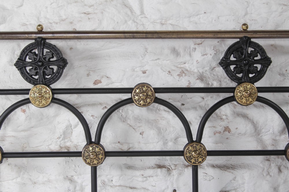 Gorgeous Iron and Brass Victorian No End King Size Bed View VI