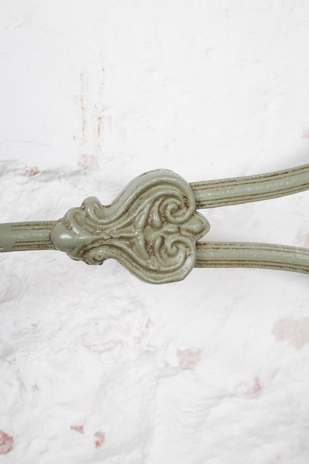 Super Pretty Pair of Single Irish No End Beds – Can be Joined View III