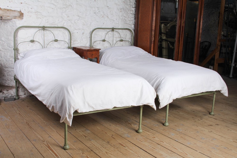 Particularly Sweet Pair of Irish Single Beds (Can be Joined) 