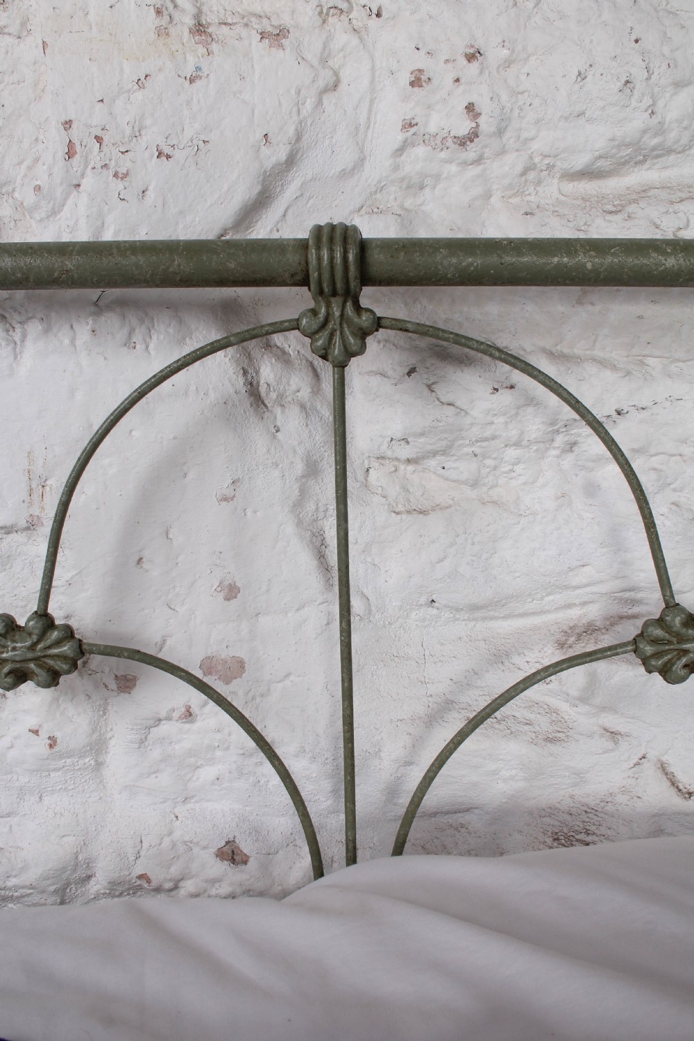 Particularly Sweet Pair of Irish Single Beds (Can be Joined)  View VII