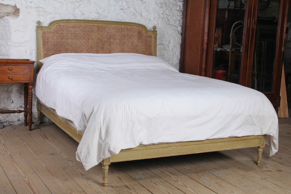 Attractive Caned Empire Style No End King Size Bed 