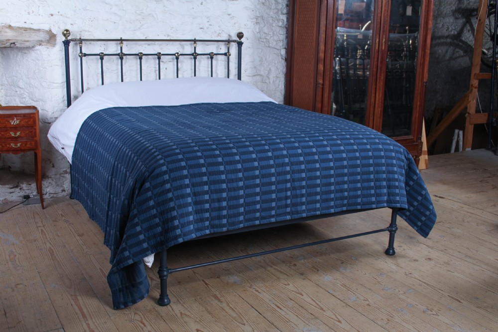 Handsome and Attractive Iron and Brass No end King Size Bed 