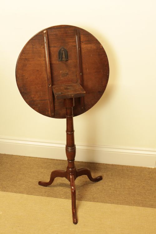 GEORGE III PERIOD MAHOGANY TILT TOP TABLE - ADDITIONAL PHOTO 4