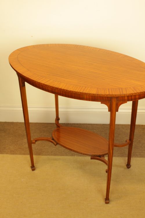 AN OVAL SATINWOOD OCCASIONAL TABLE - ADDITIONAL PHOTO 2