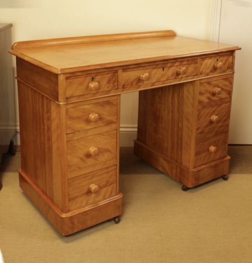 A LATE VICTORIAN SATIN BIRCH PEDESTAL DESK - ADDITIONAL PHOTO 1
