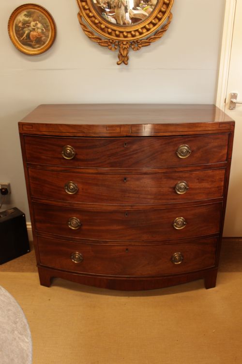 A Regency Mahogany Bow Front Chest of Drawers