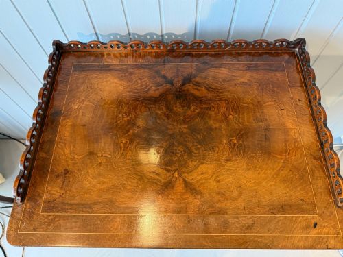 A 19TH CENTURY WALNUT WORK TABLE - ADDITIONAL PHOTO 1