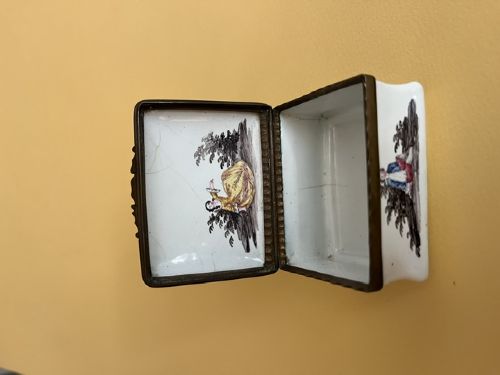 LATE 18TH CENTURY ENAMEL BOX - ADDITIONAL PHOTO 3