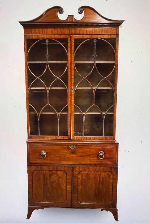 Exquisite 18th-Century Mahogany Secretaire