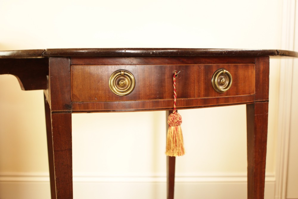 A Georgian Mahogany Pembroke Table  View VI