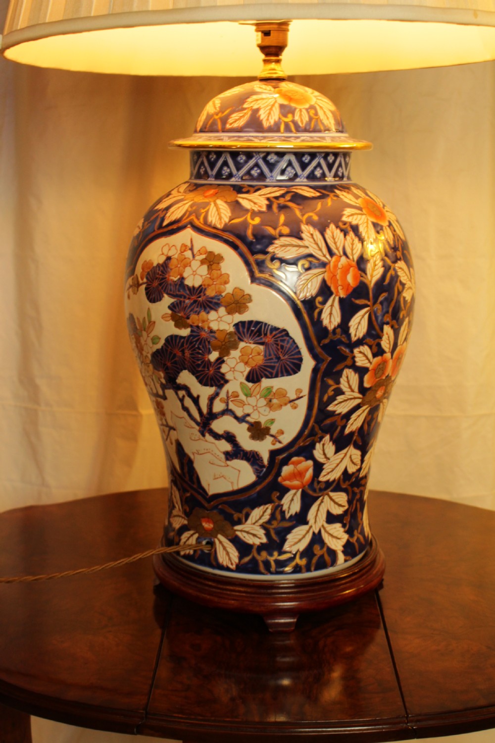 A Large Chinese Ginger Jar Table Lamp  View III