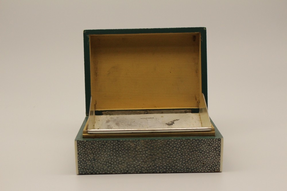 A Shegreen Cigrarette Box    View III
