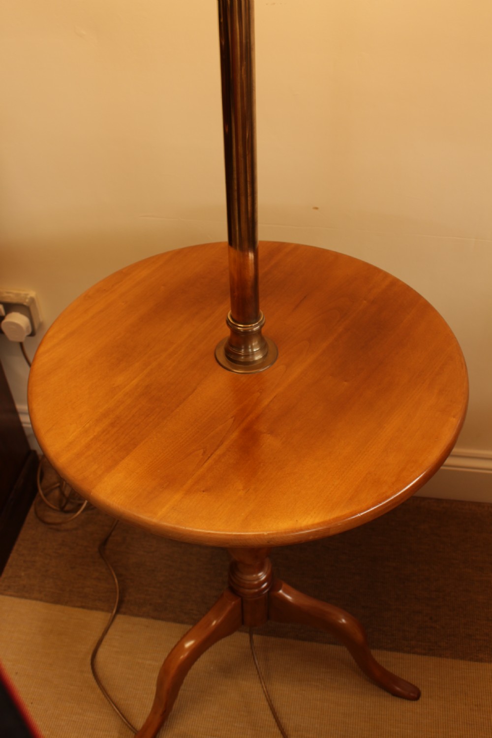  Adjustable Standard Lamp  View III