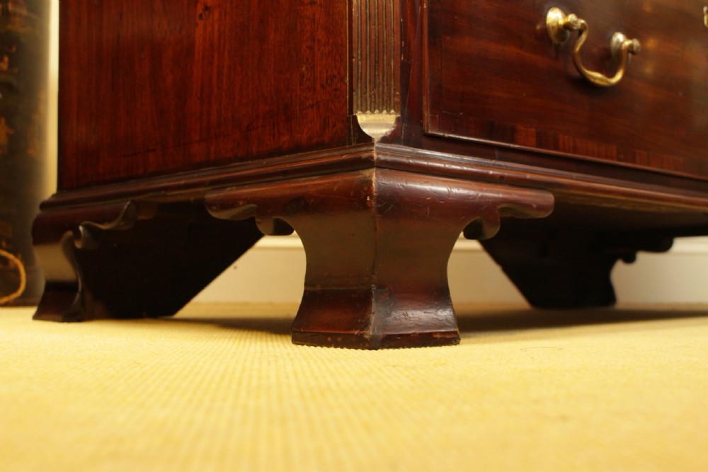 A Fine Quality Georgian Mahogany Chest of Drawers c.1760 View VIII