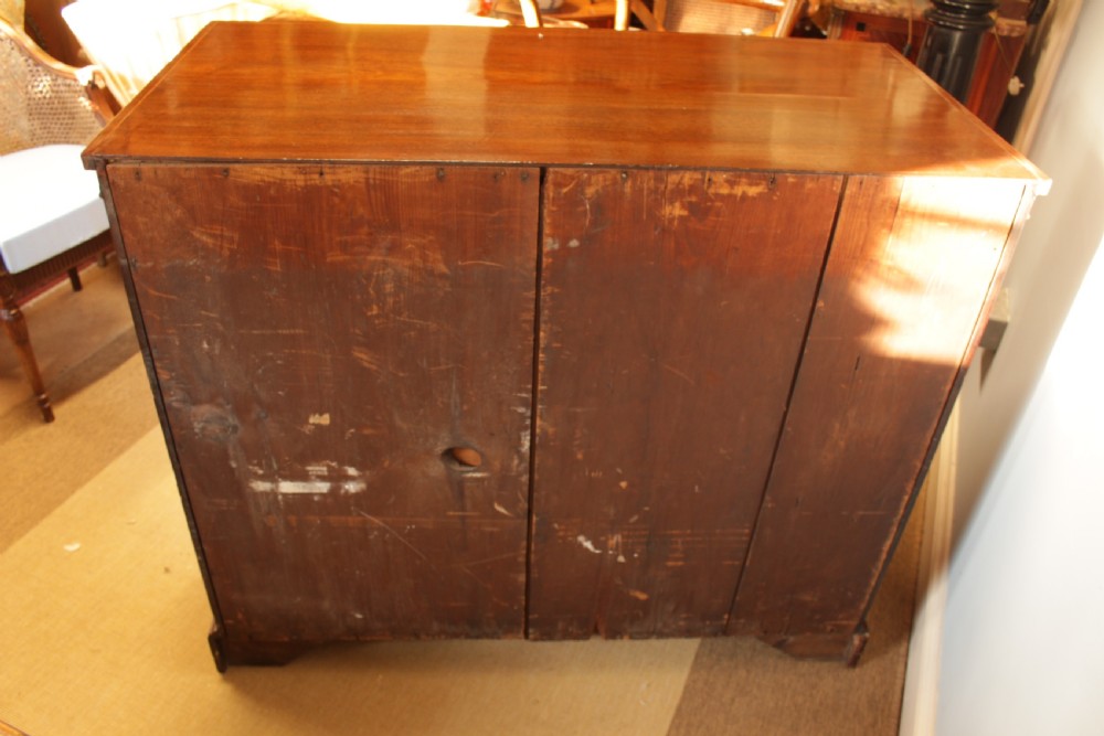 A Georgian Mahogany Chest of Drawers  View VIII