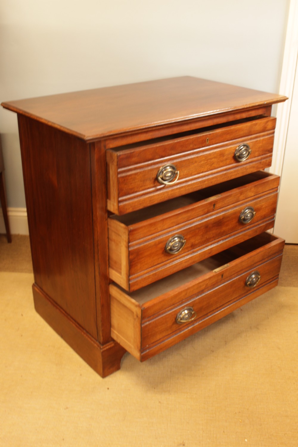 A Edwardian Walnut Chest Of Drawers  View VI