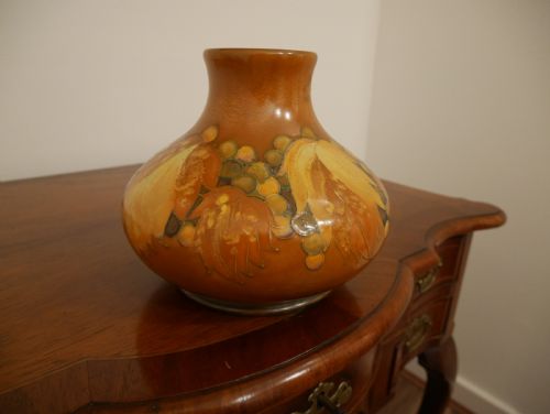 MOORCROFT SALT GLAZED LEAF AND BERRIES VASE - ADDITIONAL PHOTO 2