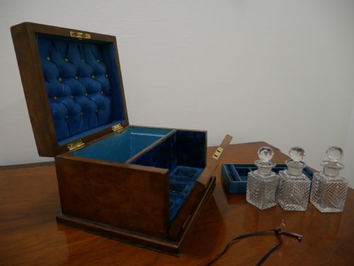 VICTORIAN WALNUT JEWELLERY BOX - ADDITIONAL PHOTO 2